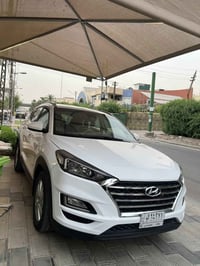 توسان عشرين ماشيه عشرين الف امريكي حادثها بنيد مبدل وصبغ جاملغ يعني قط...
