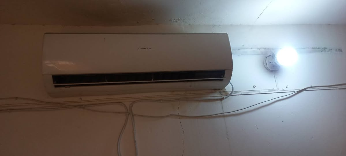 سلام عليكم 
متاح سبلتين 
طنين سعر350
طن ونص 250 
عنوان بغداد..الرشاد 
الشراي يتصل ***********
