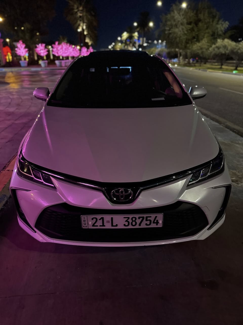 السلام عليكم
كورلا خليجي 2023 ساز (SAS) رقم سليمانية خاضعة للضمان بحالة الوكالة
فول الفول مواصفات Gli 1.8
١. بصمة
٢.شاشة ابل كار بلي
٣.سلايد روف
٤. مري شفط. 
٥. كير 7 نمر
٦. المراية الوسطية تعتيم ذاتي
٨. ٣وضعيات قيادة 
٩. تبريد مناخ منفصل للسائق والراكب
١٠. تبريد قطعتين امامي وخلفي
١١. عداد دجيتل ب 4 وضعيات
12. فول سستم ايرباك
بعد هواي مواصفات معروفة الفول
ماشية 60الف

السيارة باسمي مكانها بغداد
السعر: 185
للتواصل: ***********
