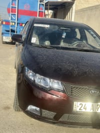 سياره للبيع نوع سيراتو موديل 2009 مابيها اي ضررر عدا صبغ بونيد وجاملغ ...