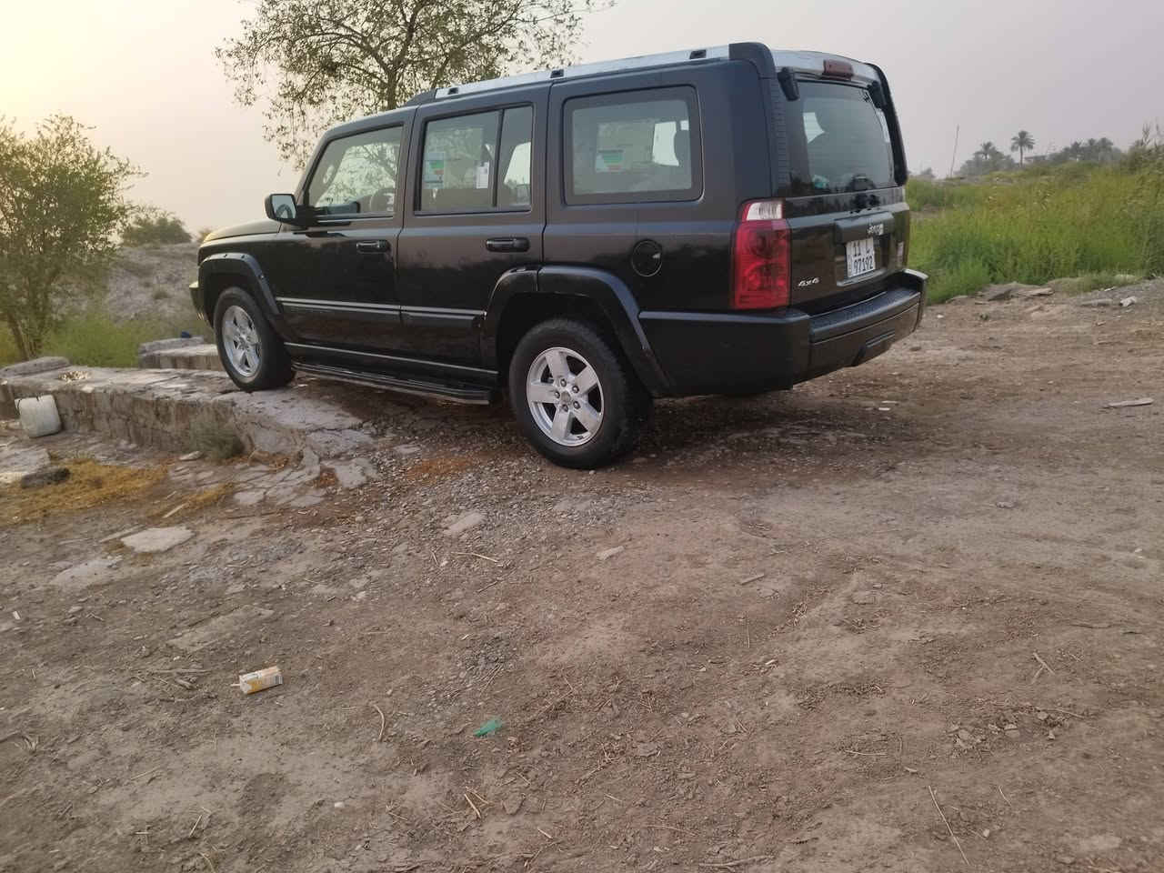 سلام عليكم.جيب كوماندر موديل 2007مكينه 3/700_6سلندر اوتوماتيك تبريد 3قطع صدر خير من الله 7راكب شاشه كامره كهربائيات كله فول حادثة في أمريكا رقم دولي سنويه جديده بسمي تحويل ثاني يوم رقم بغداد السعر 110وبيهه مجال***********
