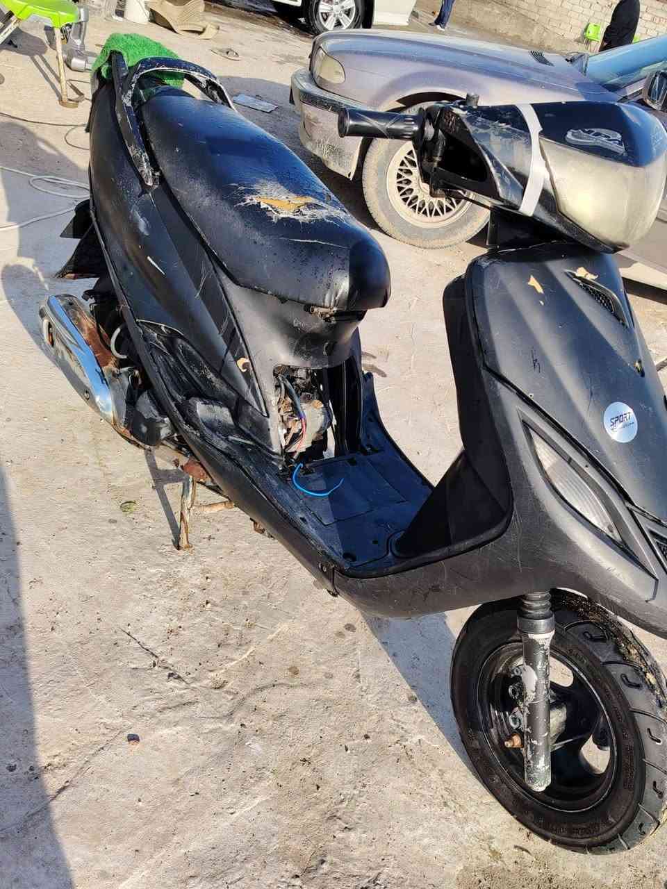 السلام عليكم دراجه للبيع ماكس مضلع درجه تخبل ماناقصها اي شي بس شغلات بسيطه متكلف السعر 300 وبيها مجال للطيبين العنوان حله شارع 80 مال النجف مامتواجد ع فيس هاذا رقمي ***********
