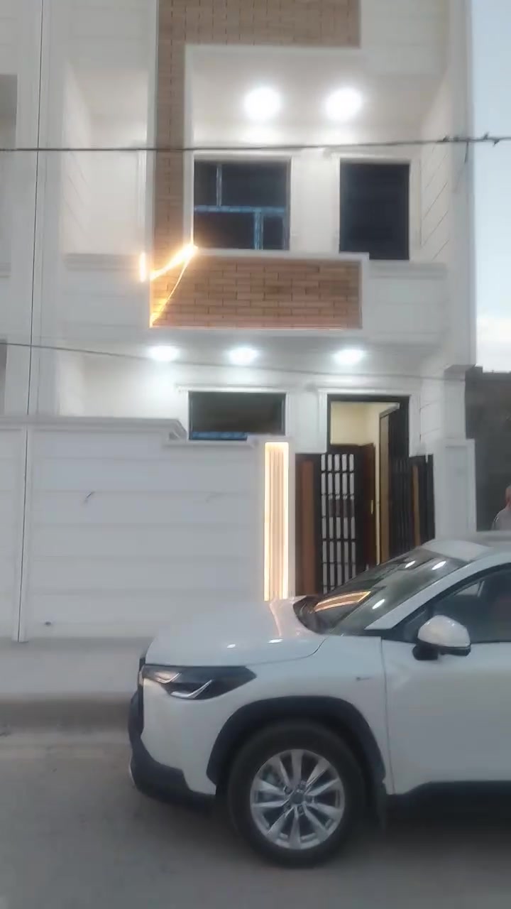 ثلاث وحدات سكنيه المساحه 50 متر البيوت زيرو ماء مسكون بيهن جاهزات للسكن بالمنطقه النموذجيه الزعفرانيه بيت بنيه عنوان الشركه الكبيسي مقابيل قاعه علي سوريا رقم الهاتف *********** زورونا بالشركه

