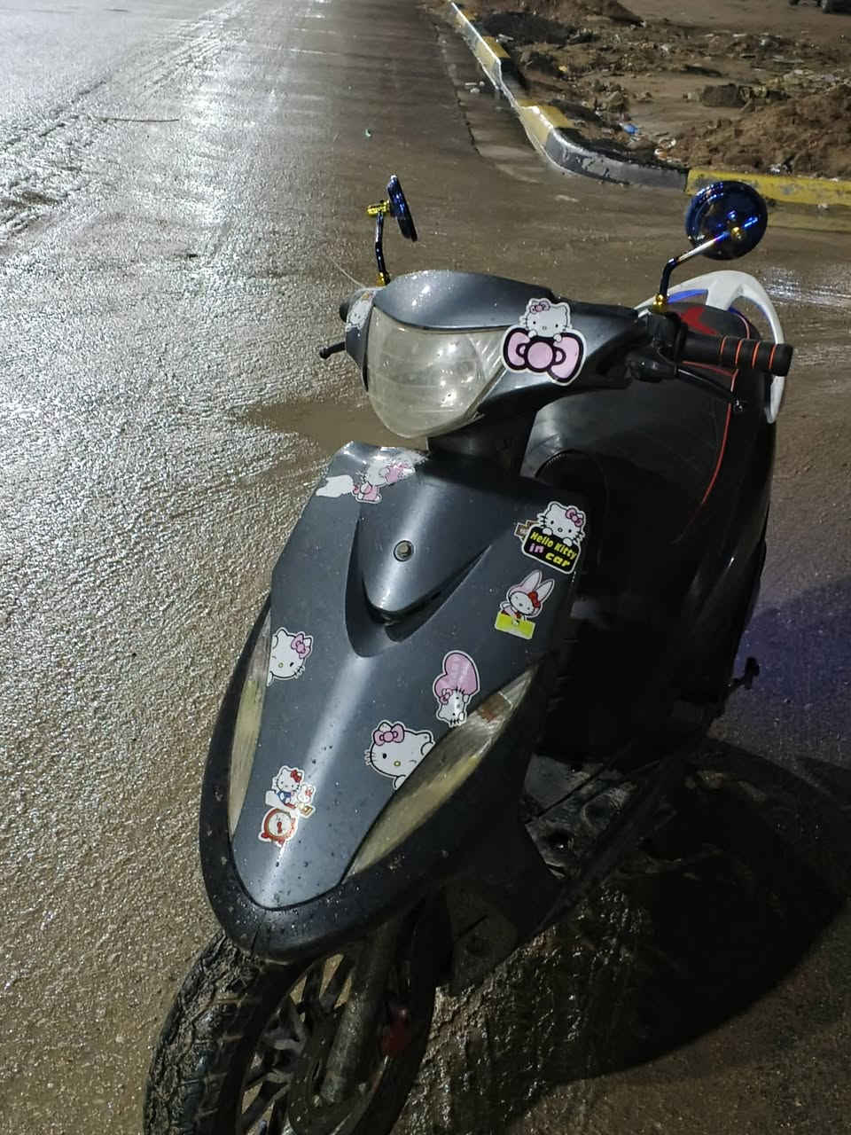 السلام عليكم للبيع ماكس عدله ٥٥ فول شلعه ومعدل كهربائيات شغاله فقط السلف رادله راجز  بيها تزويد خفايف  تأتيرات جلاتين   السعر ٤٦٠ مكاني حي النصر رقم***********
