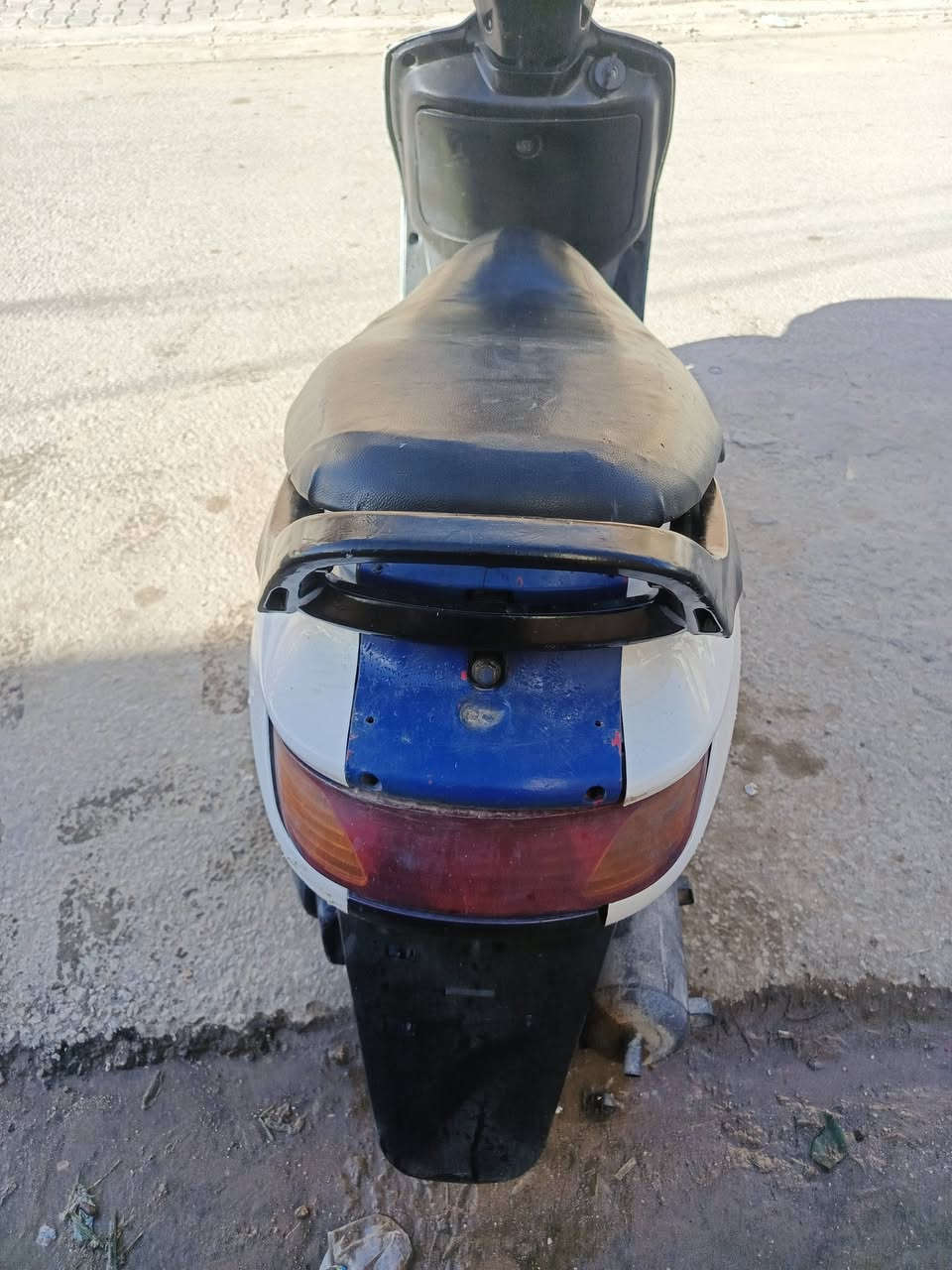 دراجه فراشه للبيع فحل سلف هندر اشاير قفل جنطه قفل استيرن جك نص جك صفح مكينه ناعمه  كهربائيات شغاله السعر 290 نجف حي الغري ***********
