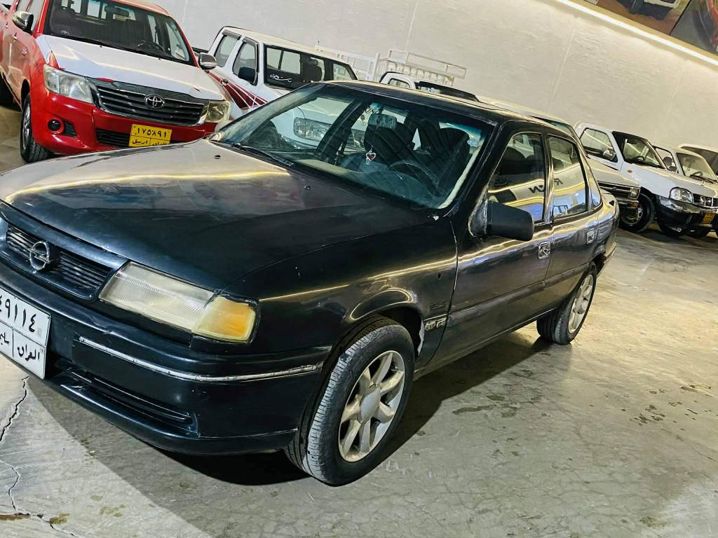 اوپڵ فیکترا  1992 گێر  عا دی مەکینە  18 بەشەرتی گێر ومەکینە  ھەموگیانی بەشەرت سنەوی  بەسەرچوە  
سەیارەکە زۆرجوانە مالێ دۆستە  4 تایەی  نوێیە  
بە س پە م عامە بۆ جوانی 
سعری 32 وەرەقە کمیک مجال
***********
*********** كويسينجاك, أربيل
