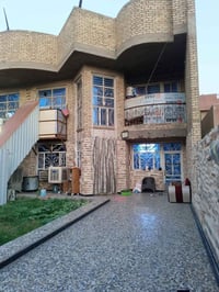 بيت للبيع الموقع البلديات يحتوي على 4 غرف في الطابق الثاني و 2 غرف في ...