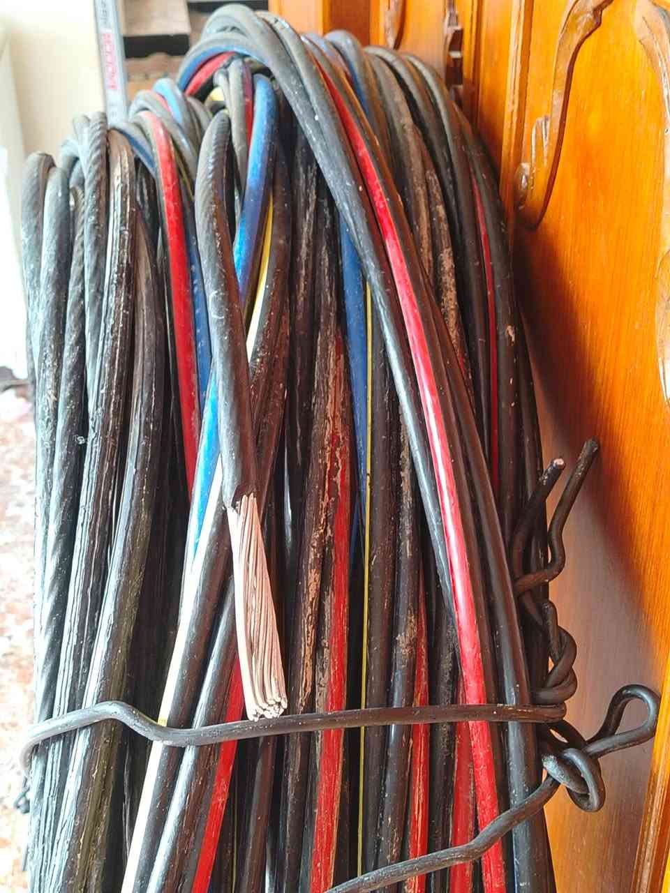 السلام عليكم
ضفيره اخت الجديده بس شهرين شادها
٤بت الطول ٦٨ متر/ ام ال90
***********
