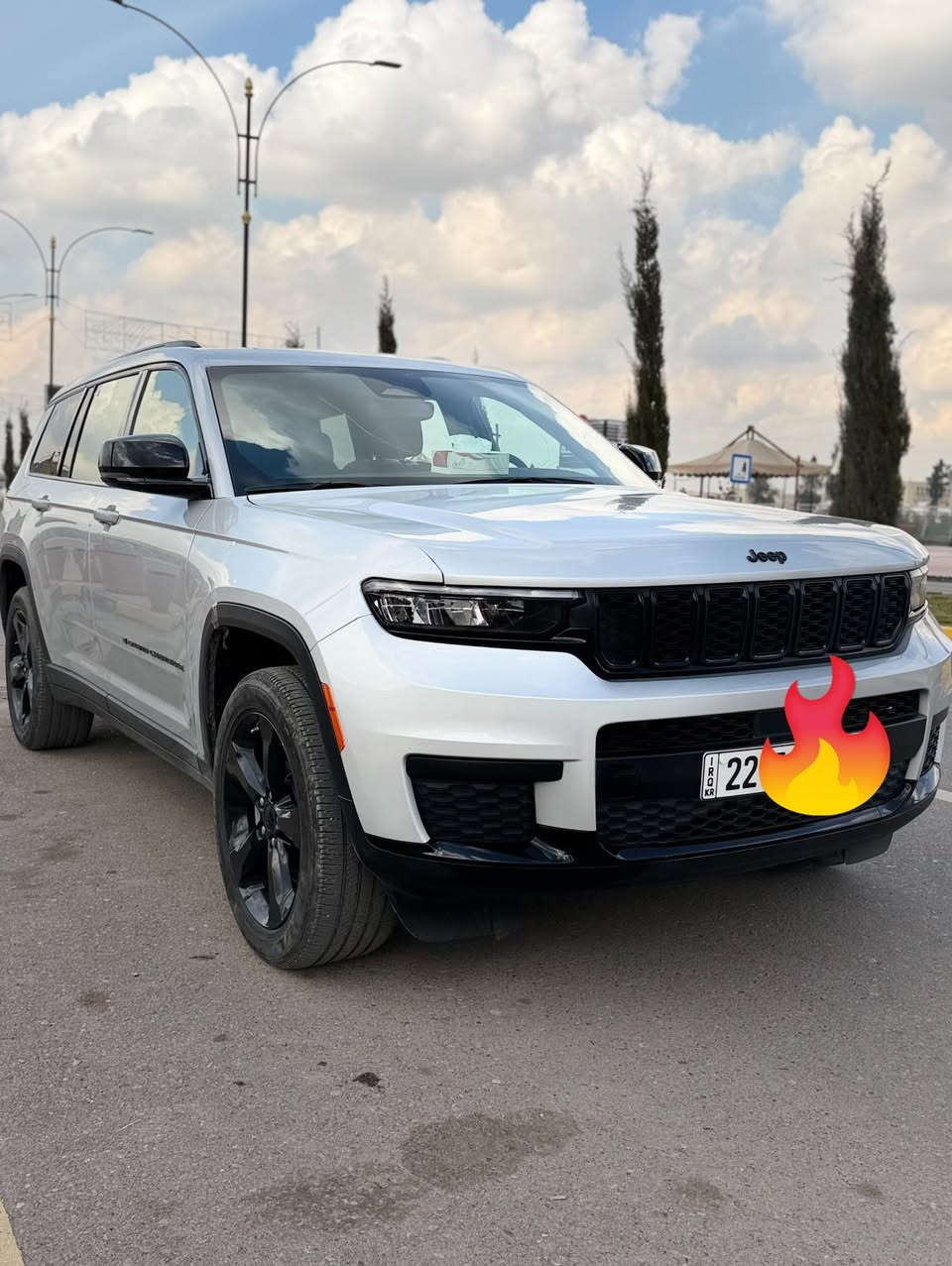 للبيع  Jeep Grand Cherokee 2024

جيب كراند شيروكي 2024 امريكي 
ضررها سرقة القطع الخارجية  فقط والسستم كامل
 بدون اي حادث او ايربك بدون صبغ
مراوس هم يرهم 

7 راكب 
كاميرا خلفية + حساسات ورادار 360
مثبت سرعة  
نظام أمان  كامل 
(فرامل طوارئ + تحذير خروج عن مسار)
تبريد ٣ قطع  
ماشية 50,000كم 

السعر …

تفاصيل اكثر واتساب ***********
