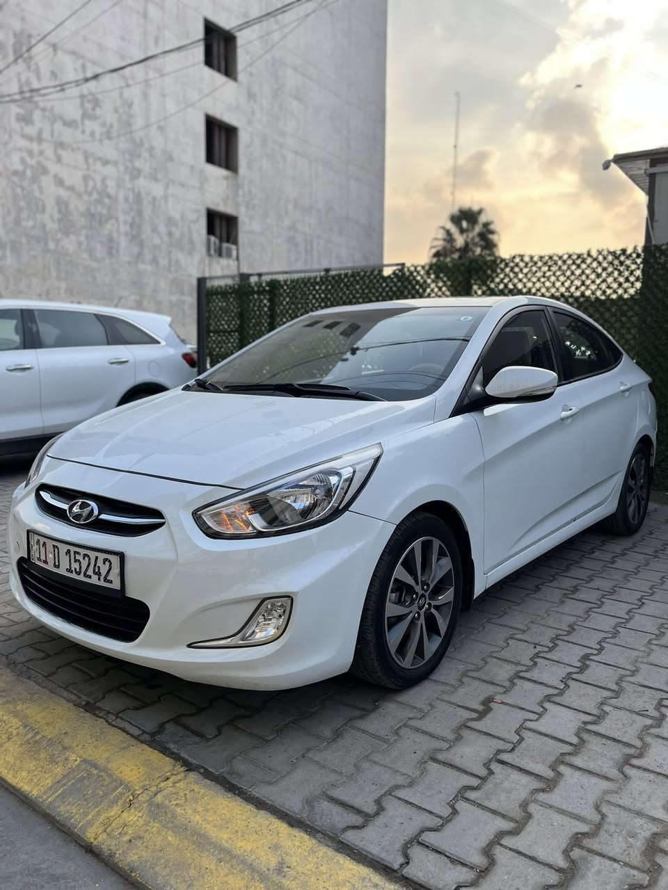 هيونداي أكسنت 2016 - خليجي (الشركة العامة) فول مواصفات

✅ المحرك: 1600 دوش (بحالة ممتازة)

✅ المسافة المقطوعة: 50 ألف كم فقط

✅ الحالة الميكانيكية: تبريد ثلج، صدر جديد بالكامل ديسكات خلفية جديدة

✅ الفحص: السونار موجود ومكفولة من كل نقص

✅ السعر: 119 ورقة (قفلها بشيء بسيط)

ملاحظة : البيع للشاري الجاد فقط، لطفاً عدم الإحراج


**إذا كنت صاحب هذا الإعلان وتريد حذفه لأي سبب، رجاءا أرسل رسالة إلى الدعم الفني**