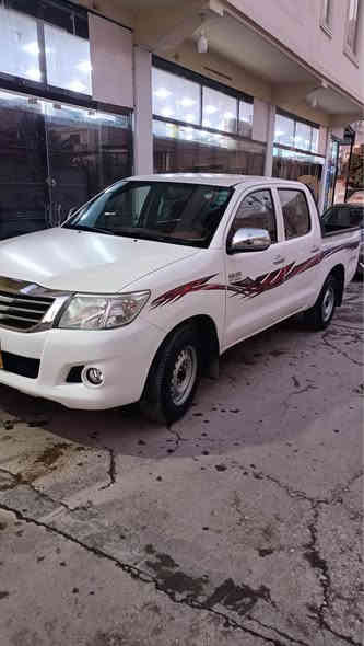 مه رزيه2014

بارجه ره ش

له سه رساغي كؤراوه

بؤدي هيج بؤياغي نييه

111000هه قيقي رؤيشتووه

مه كينه و كيري نه كراوه ته وه 

سه ياره كه لؤكه مالي دؤسته

سه نه وي به ناوي خؤمه بەسەرچووە 

نرخی 195 گەڵا 

ژمارە مۆبایلی خاوەنی 

0750 507 8521 رانية
