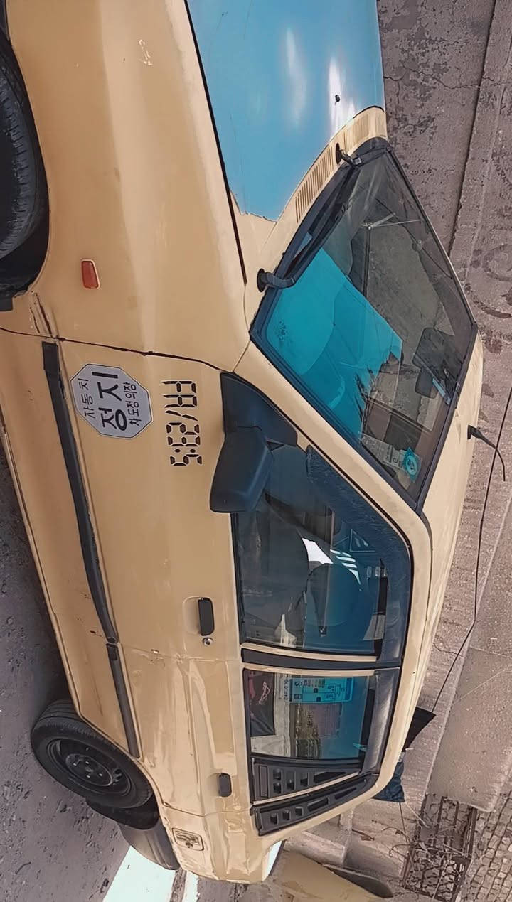 ياالله
سايبا موديل 13رقم بغداد انكليزي بسمي 
سنويه جديده مصفره هيئه وغرامات 
مابيها لاضربه ولاتبديل بلاديه 
فقط بالهلال الوره خياس معمر 
سياره جاهزه مكينه خيط بخار ابيع تحويل ثاني 
سعر 26
***********
