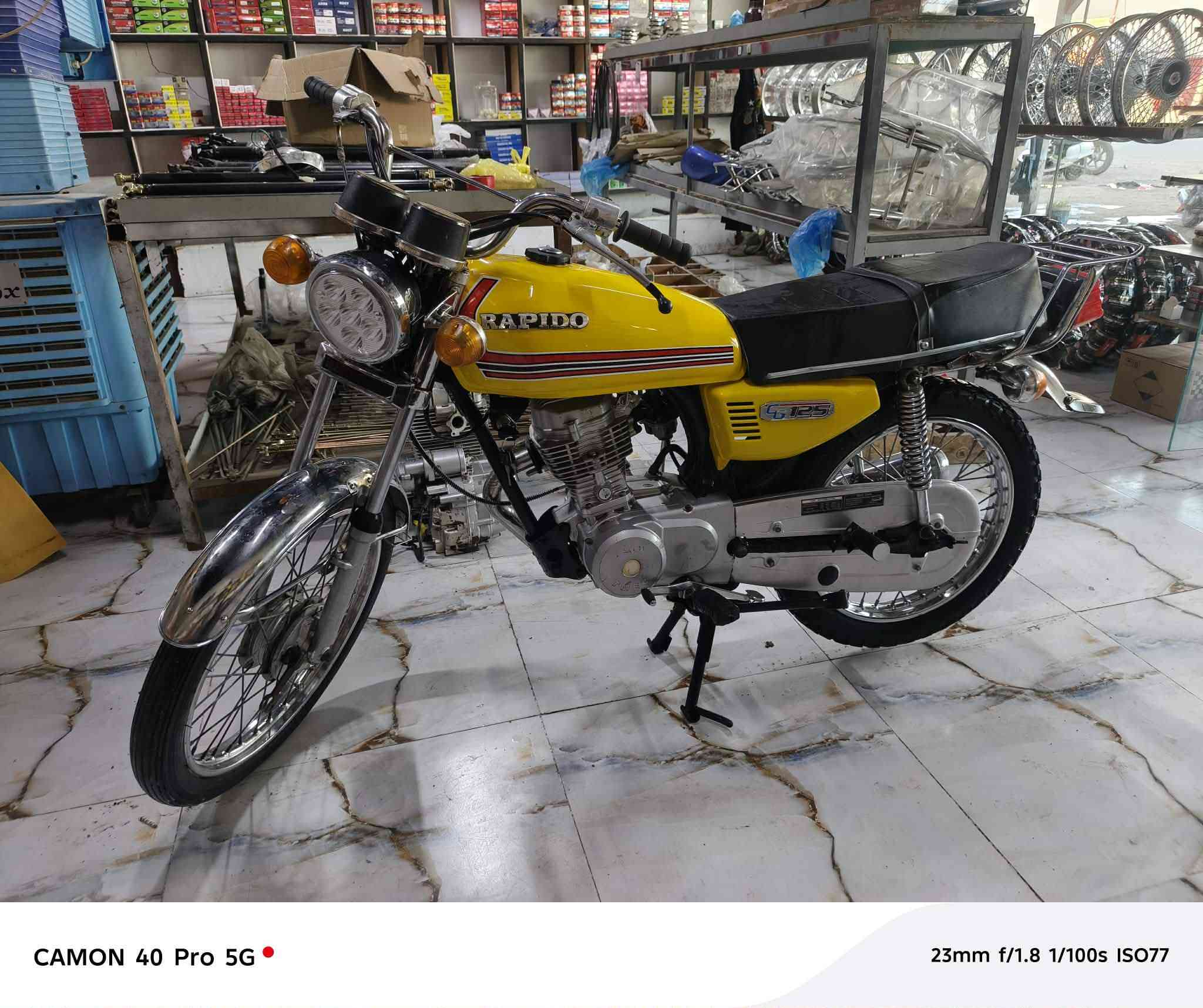 السلام عليكم دراجه البيع ايراني اصلي كلك نضافه فول احله من الصوره السعر 375 الف دينار وبيه مجال حك الجيه ‏‪***********‬‏
