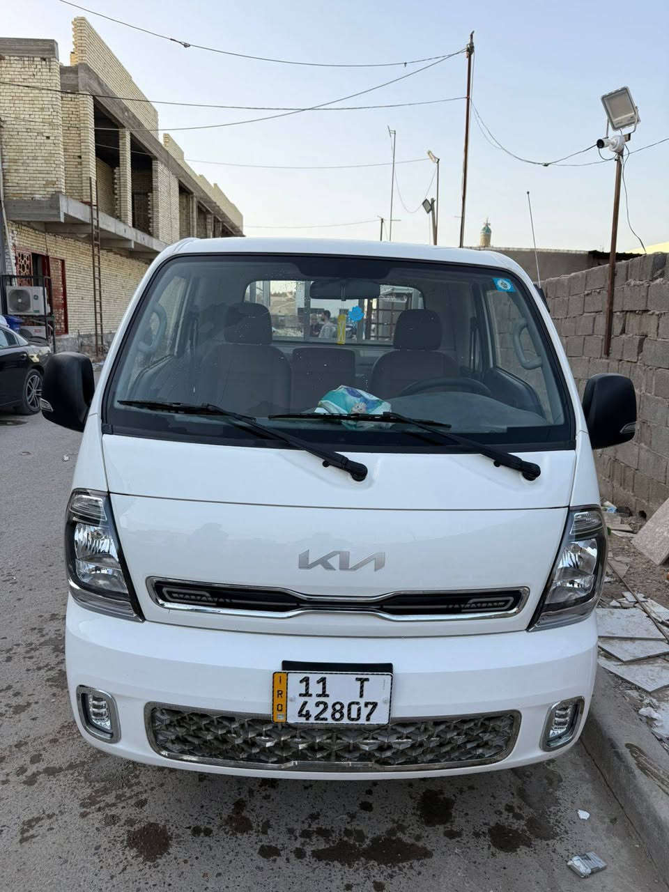 سلام وعليكم كيه حمل ٢٧٠٠ رقم بغداد موديل٢٠٢٤ مكفوله كفاله عامه بعدهه بوضع الشركه ماشيه 10,000 الف سياره فول شاشه وسستم كامله دوشمه و غلاف السعر١٦٤ وبيه مجااال العنوان  زيونه رقم الهاتف ***********
