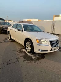 كرايسلر 300 • ٢٠١٢ • ماشي ١٤٩ ألف