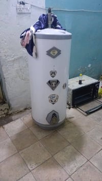 طباخ الريان • سخان الطحان ١٢٠ل • ديوان فاخر