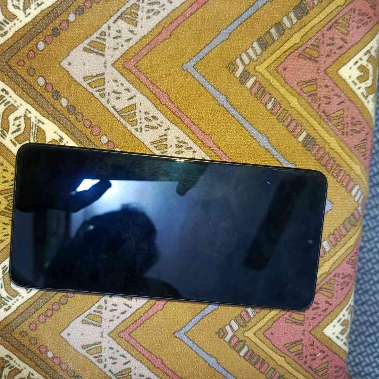 بوكو x7برو ذاكرة 512 
جهاز جديد بطارية100% نسخه عالميه الي يجي خاص تسجيل مكالمات كامرة سوني ببجي 120فريم جهاز متكامل من كلشي
اريد مراوس انفنكس نوت 50برو بلس 
مكاني كربلاء 
***********
