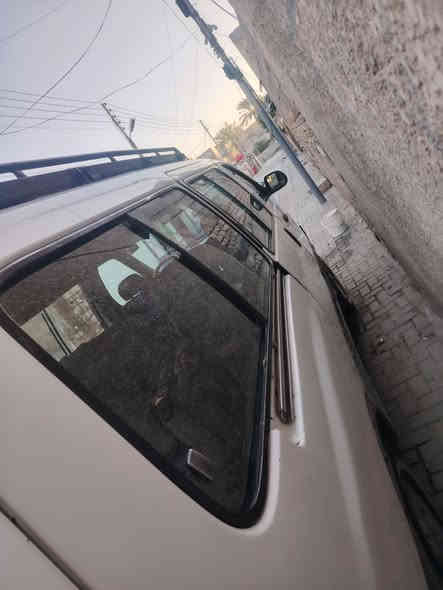 السلام عليكم بريجو لبيع موديل ٩٦ سنويه الئ ٣٠ السياره امصفره هيئه وخط وماعليه  ربع تحويل مباشر  السياره خير من الله مكينه كير اكسن كله مكفول شواصي اثنين امعمرات واثنين ابلاديات ***********
