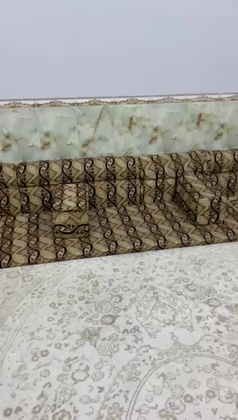 السلام عليكم اخوان هذا ديوان ونص كلش نظيف يردونه 350وبيه مجال مكانه ناصريه سوق  حي العسكري خلف المحكمه الجديد قرب مدرسه تونس


**إذا كنت صاحب هذا الإعلان وتريد حذفه لأي سبب، رجاءا أرسل رسالة إلى الدعم الفني**