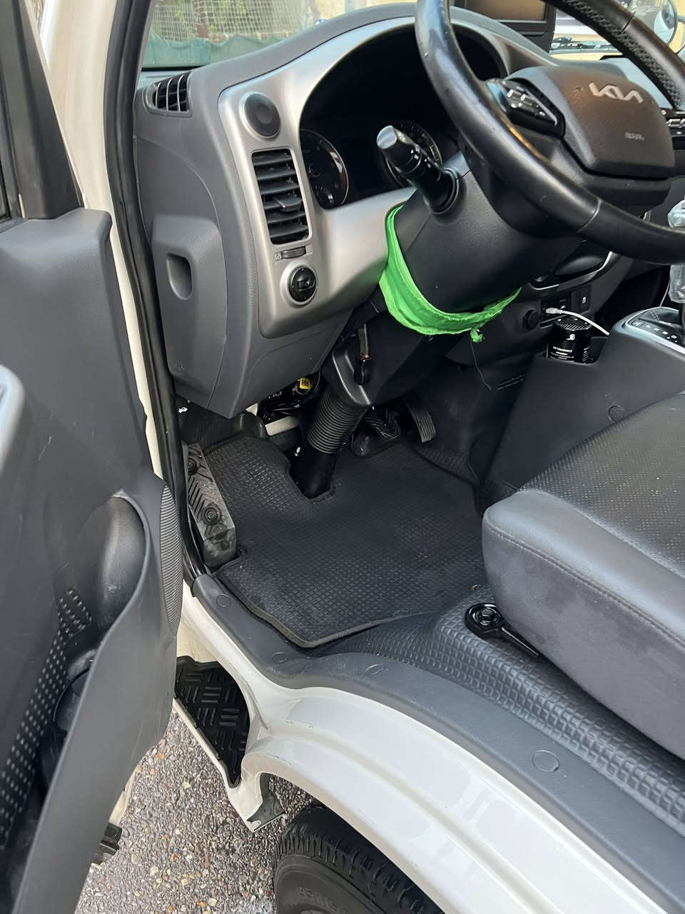 السلام عليكم مسكر23فول وربع  رقم بابل ماشيه 9000حقيقي مكفوله كفاله عامه الاتصال ***********
