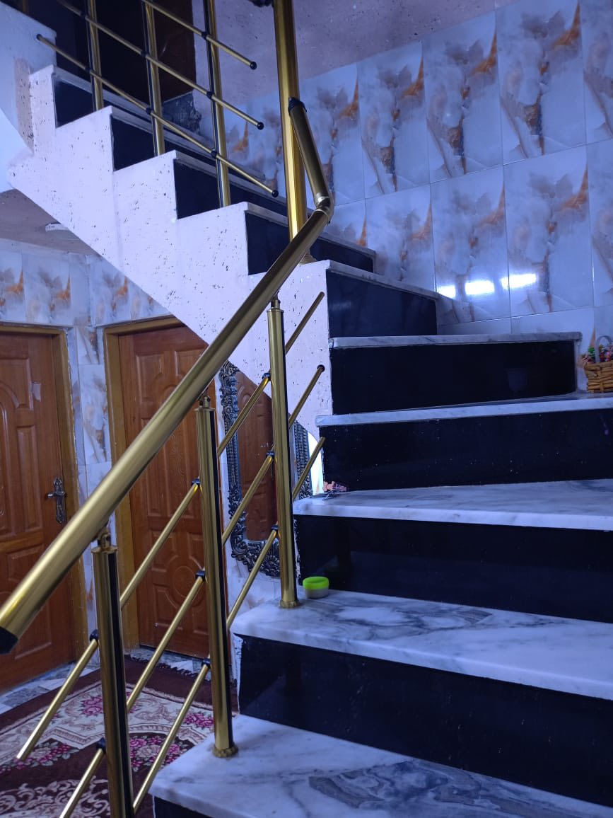 🔴 من بريد صفحة عرب جبور ديرتنا
📩 ننشر كما وردنا لنا دون تبنّي

🏡 بيت للبيع في منطقة الهواشة – شارع فلافل لبنان
بيت حديث ومتكامل من جميع النواحي، يتميز بالمواصفات التالية:
✨ حديقة كبيرة
🚗 كراج واسع
🍽️ مطبخ حار وبارد
🍳 مطبخ خارجي
🛋️ مضيف جديد مودرن
🛏️ ثلاث غرف نوم مع سويت داخلي
🏠 صالة كبيرة
🚿 حمام داخلي
🚻 حمام خارجي
📞 للاستفسار أكثر:
***********
📲 متواجد على واتساب

✍️ صفحة عرب جبور ديرتنا
