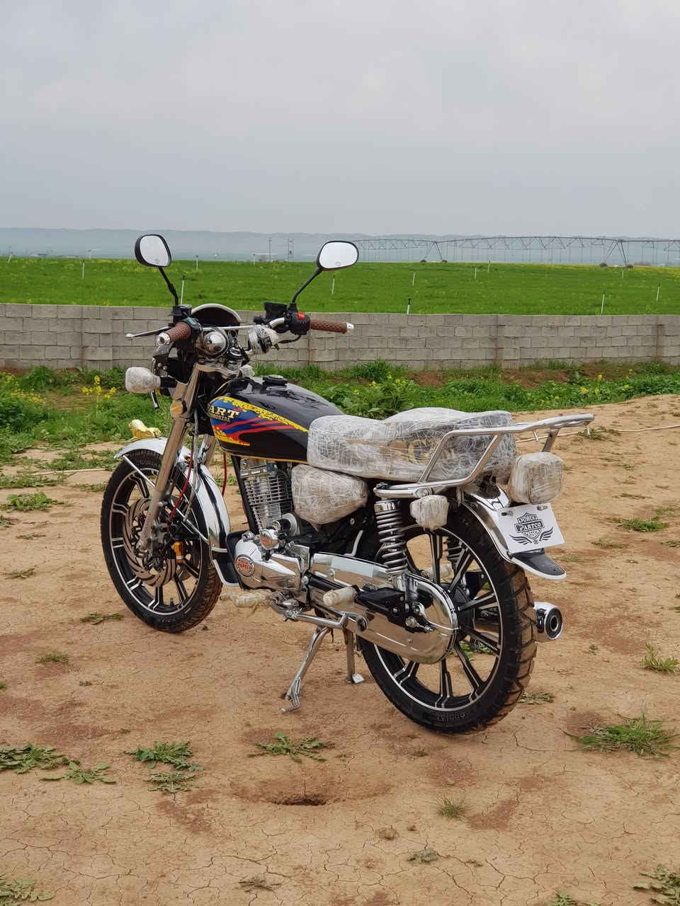 سلام عليكوم ماطور بارت هونزا موديل ٢٥  مكينة ٢٥٠ سيسي كلة وضع شركة بعدة جديد يحتاجلة خيال ؟؟  ٦٠٠ دولار قفل قفل قفل


**إذا كنت صاحب هذا الإعلان وتريد حذفه لأي سبب، رجاءا أرسل رسالة إلى الدعم الفني**