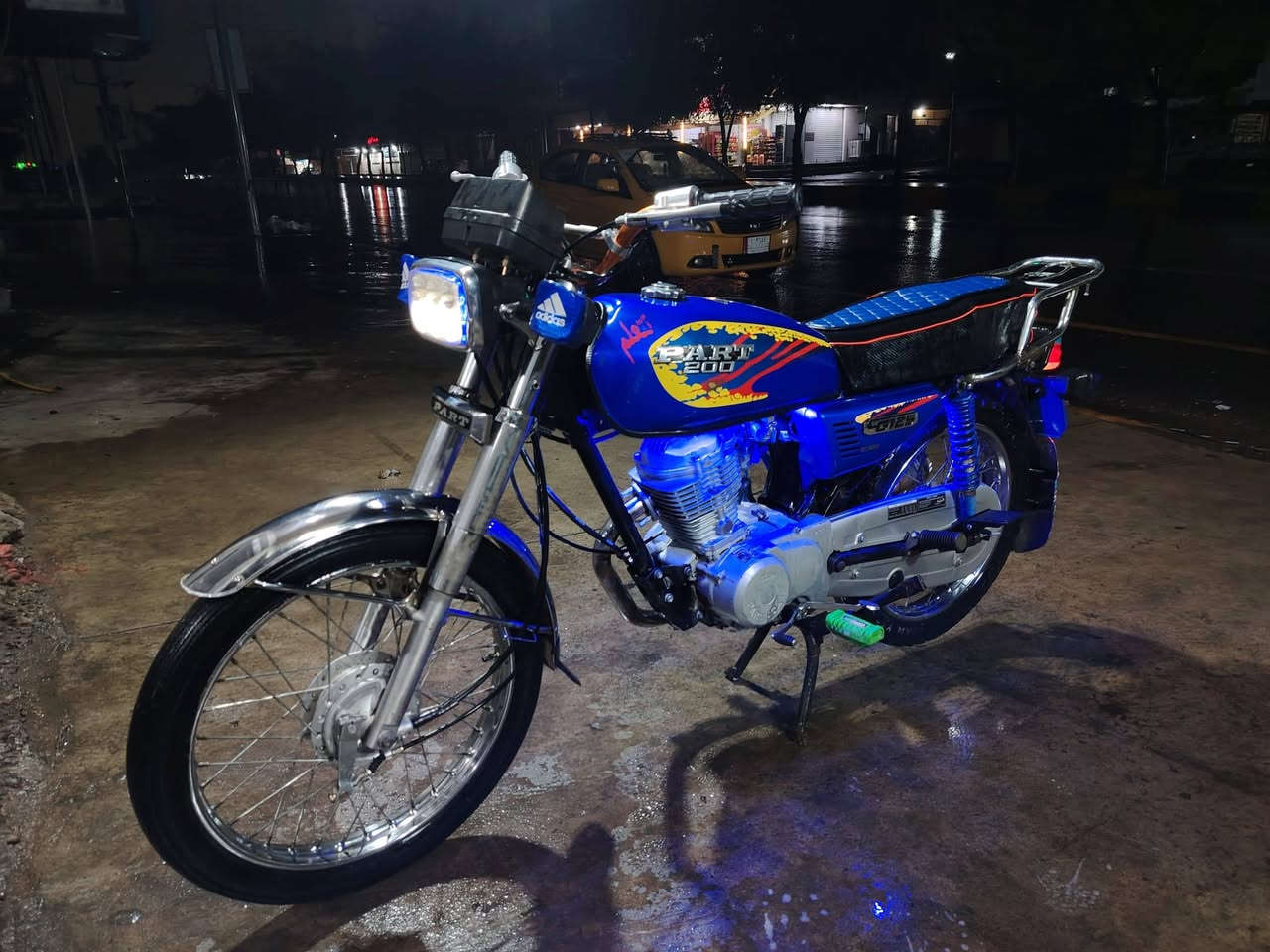 بارت محرك معمر شرط المحرك اخرس شرط شلعه ومعدل كهربائيات كله شغاله مابيه اي نقص السعر الماطور كله شرط العنوان حي البكر بعد جامع البديع رقم تلفون *********** بيه واتساب اخوان خاص مارد واتساب أو اتصال عله الخط السعر ٣٥٠ الف
