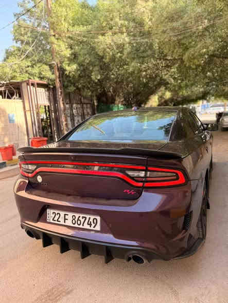 سلام عليكم جاجر 2021    5700 ارتي. فول موصفات  سياره كل نقص ما بيه بسمي شرط تحويل. كير مكينه حداديه كله كفاله ماشيه 81. سياره جديده جدا السعر 205. وبيه مجال بغداد البلديات ***********   ناشرسونار بي كل تفاصيل  سياره بدون دواخل
