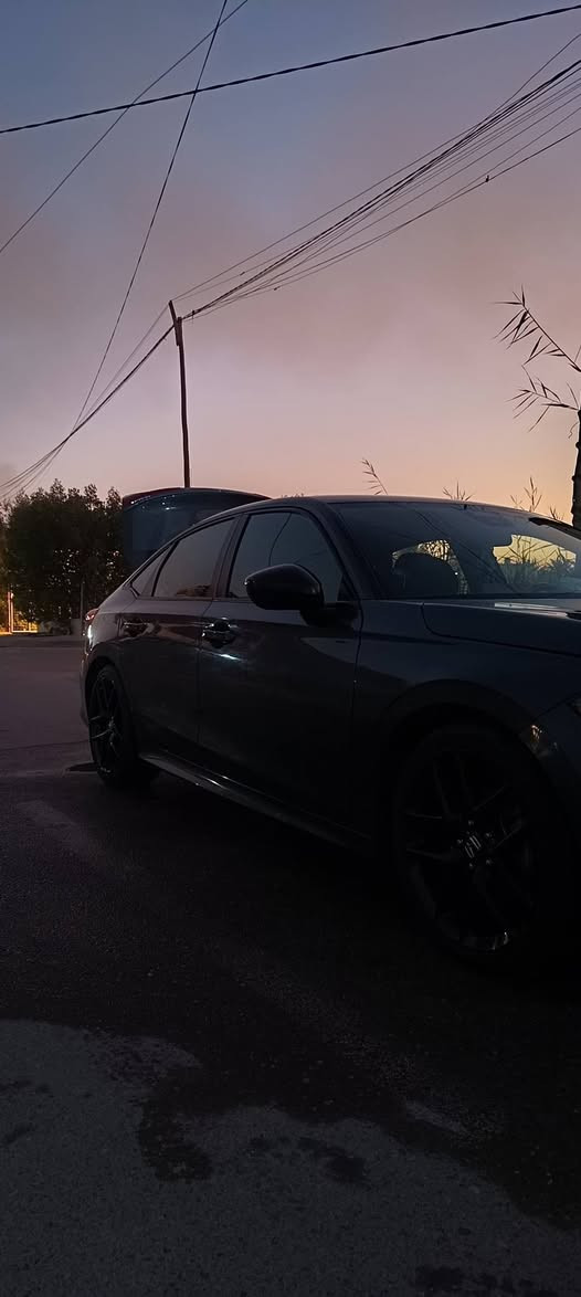 للبيع
هوندا سيفك موديل 2023سبورت  
بصمه 
سايد بريك كهرباء
رادار شغال 
شاشه عداد دجيتل
تشغيل عن بعد 
ويل كب سبورت 
شفتات ستيرن 
تحكمات ستيرن 
مكينه 2000. تنفس طبيعي 
انظمة قيادة درايف مود
توقف ذاتي 
اطفاء ذاتي بل الازدحام 
حجر بيئة بلادي 
منظومة تبريد بلادية 
حادث السياره بنيد وجاملغ  
مكان السياره / بغداد  / 
  السعر145$
  للتواصل 
***********
