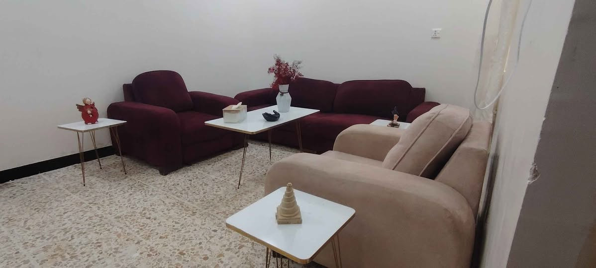 خمس مقاعد تخم باله اوربيه شغل درجه اوله
مكاني بغداد شارع حيفا
*********** بغداد, العراق
