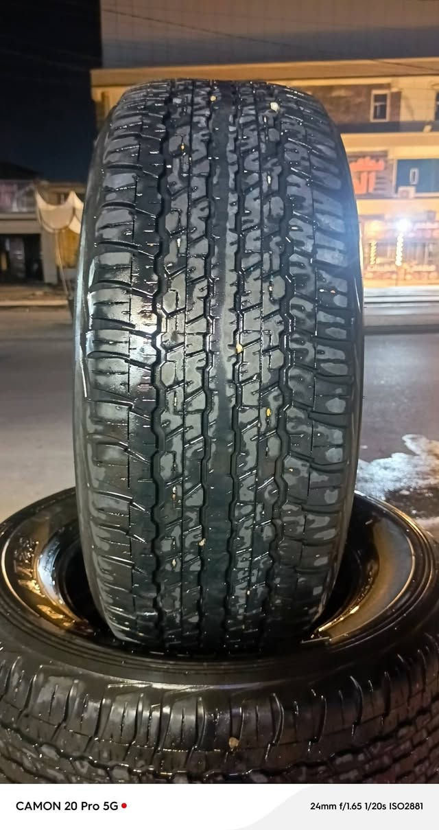 سلام عليكم تخم تايرات لاندكروز
النظافه. تايرين نص عمر وتايرين جديدات
القياس...285/60R18
للتواصل/***********
عنواني/بغداد ابو غريب.
