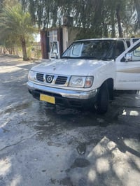 بيكب نيسان • ٢٠٠١ • القائم