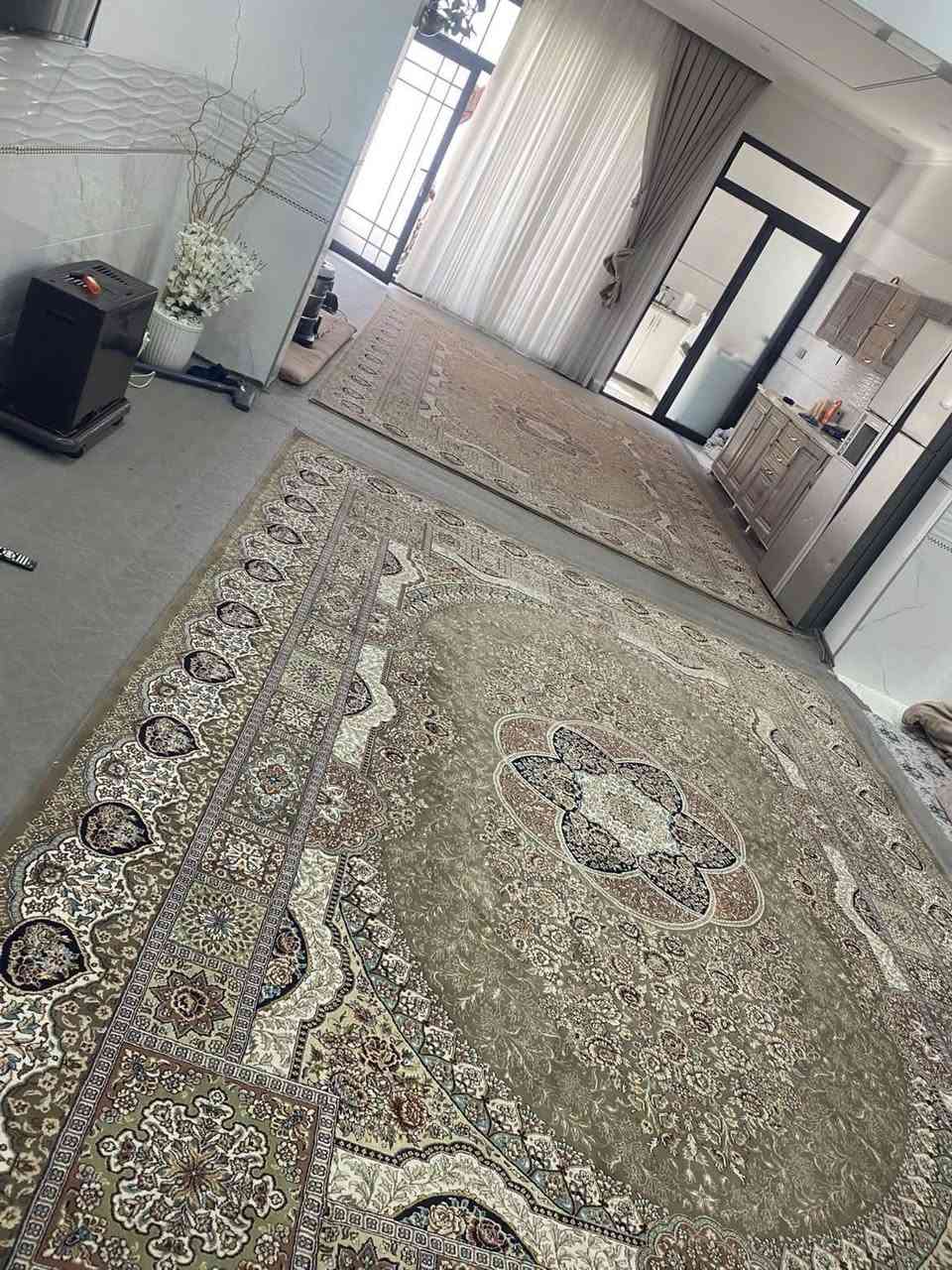 دووفەرشی ئێرانی٧٠٠ شانە زۆر تازەن مانگکێکە کڕاوە ھەمان نەخشن ھەردانەیەک ٣بە٤ نرخیان ٣٠٠ ھەزارە ھەولێر نازماوا


**إذا كنت صاحب هذا الإعلان وتريد حذفه لأي سبب، رجاءا أرسل رسالة إلى الدعم الفني**