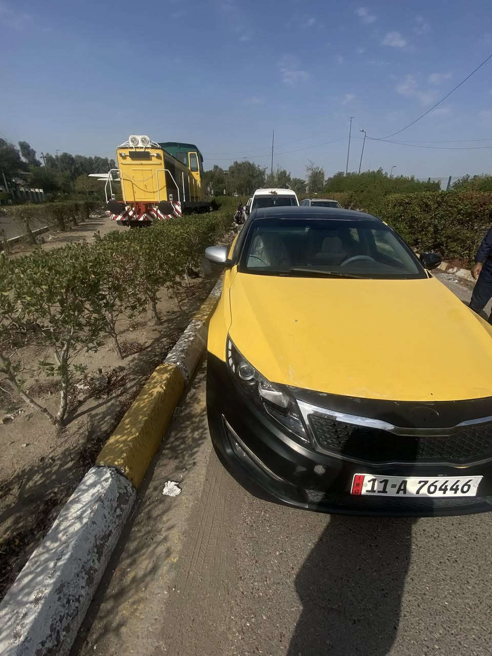 سلام عليكم اوبتما موديل 2013وارد امريكي بنرامه  سياره فول تبريد شغال حداديه جديده بكامنه بغداد سعر 87 وبيه مجال  رقم ***********
