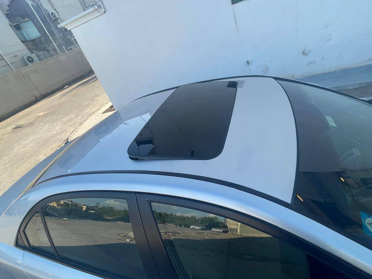 سلام عليكم سوناتا خليجي 2009 محرك 2400 دوش داخل بيجي سلايد رقم بغداد الجديد تحويل ثاني يوم شرط التحويل السياره بيها 4 قطع صبغ 3 قطع اثر جراد وبيها طخه بالجاملغ الامامي بدون دواخل السياره عليها ادامه كامله من كلشي حتى تخم تاير جديد نقصها فريز التبريد صار بي ليك والمشط بي طكطكه خفيفه غير شي ماكو بعد الحمدلله السياره كلش حلوه ومابيها شي ميشتغل كل كهربائيتها شغاله اي نقص ماكو مكان السياره الغزاليه سعرها 110 بيها مجال بسيط وفدوه لكلبكم الي متعجبه ويشوف سعرها غالي خلي يعبر المنشور للاستفسار *********** بغداد, العراق
