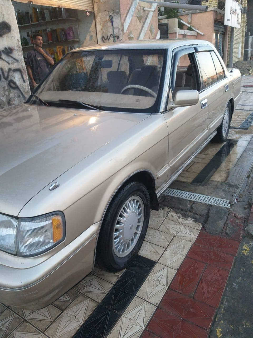 السلام عليكم ارنب موديل 92 صبغ جماليه فقط ايسر بلاد محرك وكير جديد 3000
كهربائيات شغاله  باسمي سياره شرط تحويل ثاني يوم 
سعر 72 وبين مجال مركز ناصرية  
***********
