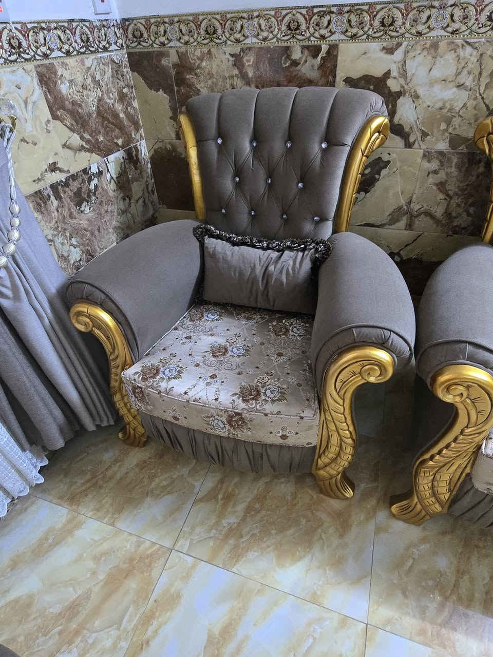 السلام عليكم تخم للبيع شغل عراقي نظيف ١٢ مقعد السعر ٨٥٠ وبي مجال قليل


**إذا كنت صاحب هذا الإعلان وتريد حذفه لأي سبب، رجاءا أرسل رسالة إلى الدعم الفني**
