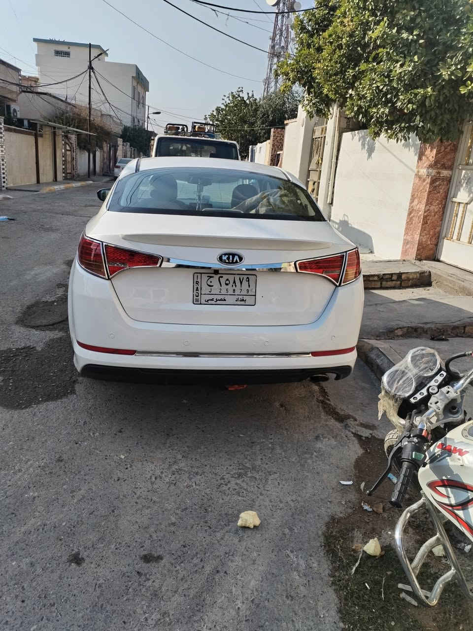 السلام وعليكم كيه اوبتيما موديل ١٣ خليجي رقم بغداد سياره جديده حيل بيه قطعه وحده مكان بلد كير محرك مكفول سعر ١٢٥ ***********
