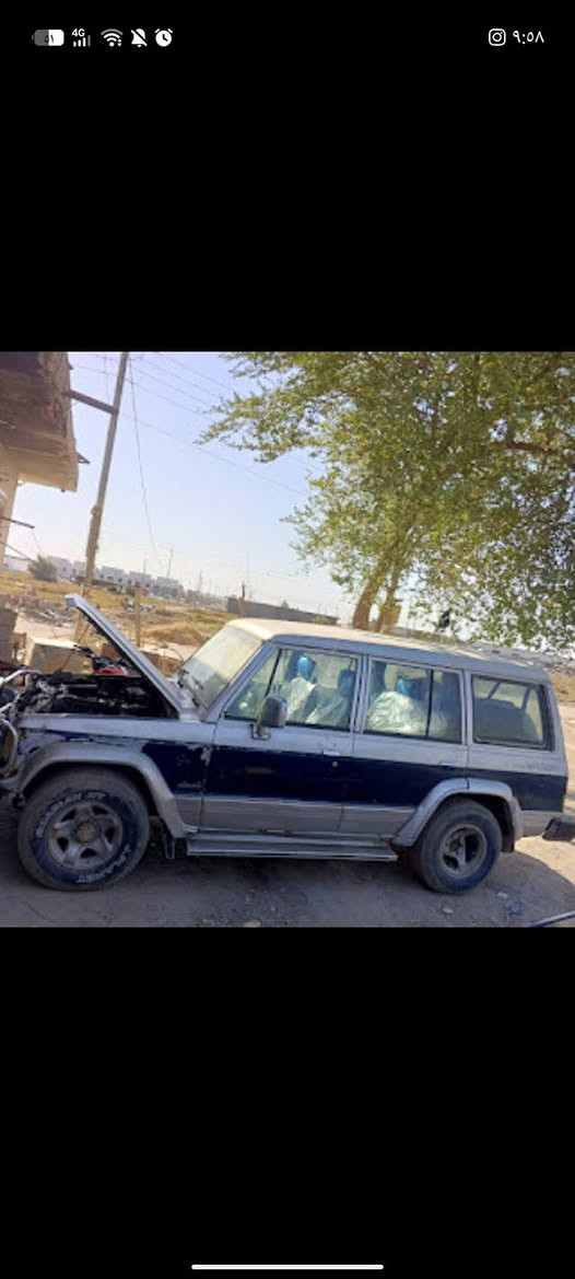 سياره كالوبر دفع رباعي موديل 92 والمحرك  بي رنكات سنويه ساقطه للبيع 30 المكان ديالى بعقوبه ***********
