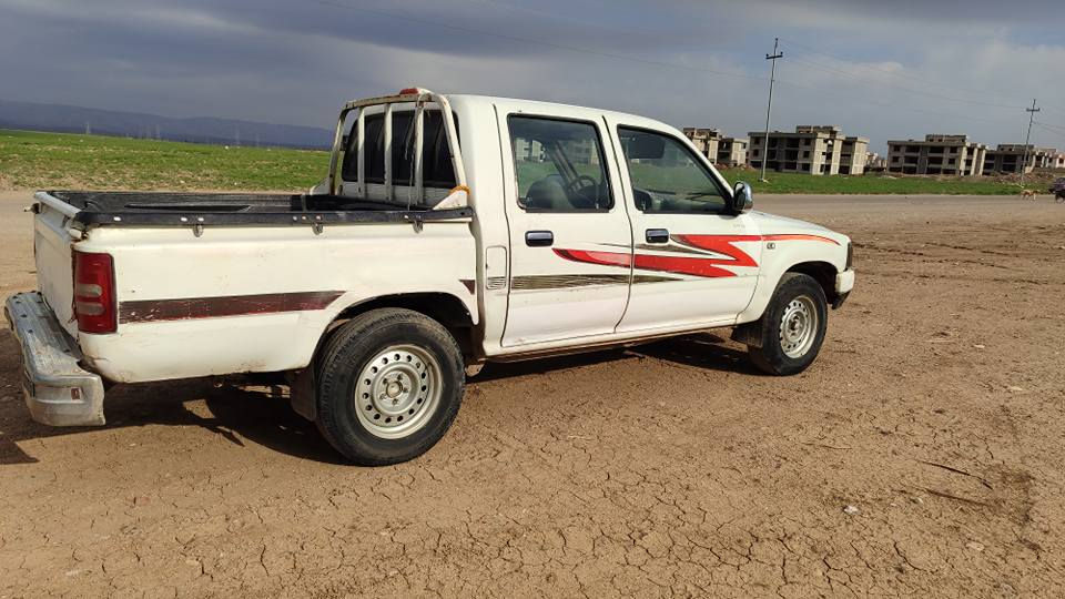 دێر ئەدمیراڵ مۆدێل 2007
بیلاد کابرێتە 
مەنەفێست فسفۆر ئەصڵ بەشەرت 
گێڕومەکینەو ئەکسل بەشەرت 
ماڵی دۆستە سەیارەکە لە چەمچەماڵە 
سعری 23 گەڵاو کەمێ مەجال 
***********.       *********** شمشمل, السليمانية
