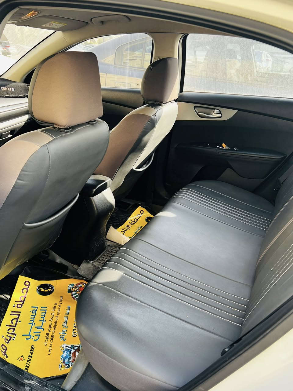 🚘 للبيع: كيا سيراتو 2021 (كلين / مكفولة)
📋 أبرز المواصفات:
• الموديل: 2021
• الفئة: ستاندر (Standard)
• المحرك: 1600cc (اقتصادي وعملي)
• العداد: 60,000 كم (ممشى حقيقي)
• اللون: أبيض (المرغوب)
• الداخلية: أسود
💎 حالة السيارة:
• البدي: مكفولة من الصبغ والبارد (كلين).
• الملاحظات: توجد طخة صغيرة جداً في الدواسة (أسفل الباب) فقط، والباقي بحالة الوكالة.
• المحركات: قير ومكينة بحالة ممتازة (شرط الفحص).
💰 السعر المطلوب:
• 158 ورقة (15,800 دولار).
📞 للاستفسار والتواصل:
يرجى الاتصال على الرقم:
***********
