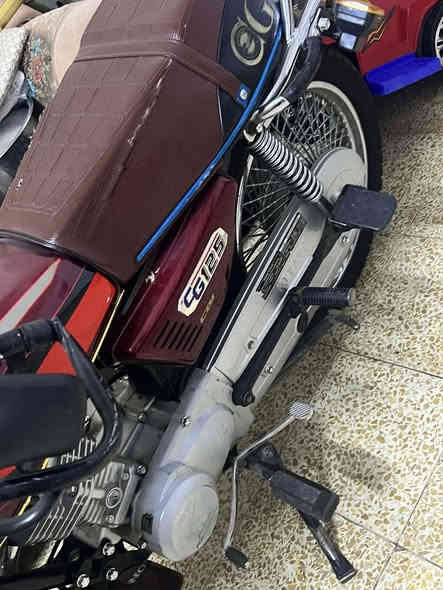 السلام عليكم 
ماطور نامي برو 2018  للبيع محرك مفتوح مبدل كازكيت فقط تحريكه ومعدل ويرمنيه شغاله كلها السعر 400  وبي مجال مكاني حي الثوره الاستفسار 

‏‪0770 741 7436‬‏
