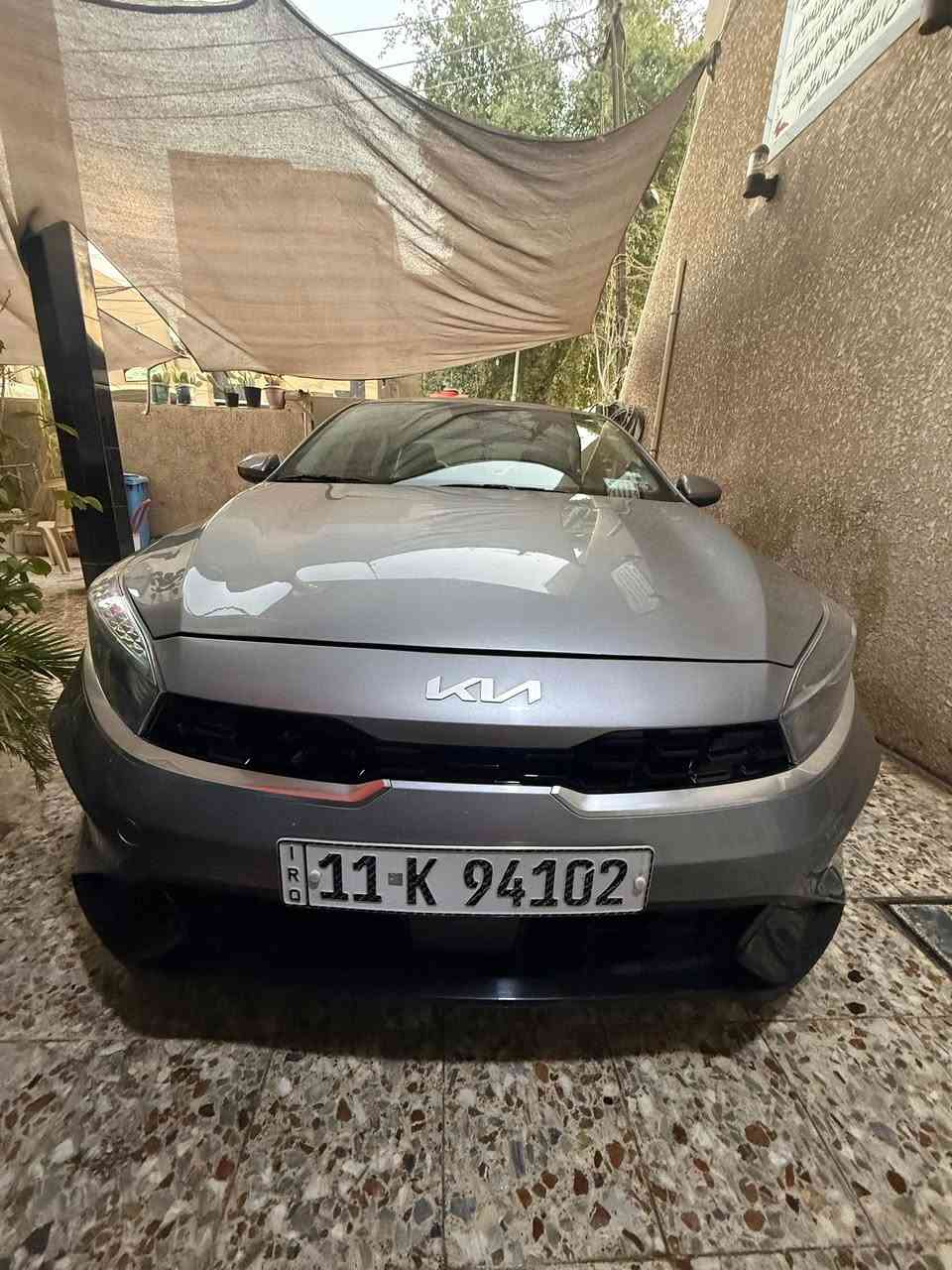 السلام عليكم 🫡 
فورتي موديل 2023 وارد امريكي
نص فول السياره
رادارت ٣٦٠ توقف ذاتي تحديد مسار قياده ذاتيه
عله ايدي اني مستورده
حادثه بنيد  صبغ فقط  
بدون ايرباك دواخل كفاله 
لا لغد ولا شاصي 
كير مكينه خير من الله 
مدوشمه عام لايت زنون + بلوجكتر مال GT
تخم تاير ويل ١٥ جدد 
بدون لاشخوط ولارصعات 
مكاني الامين 2 
*********** 
السعر 158 بيه مجال بسيط
