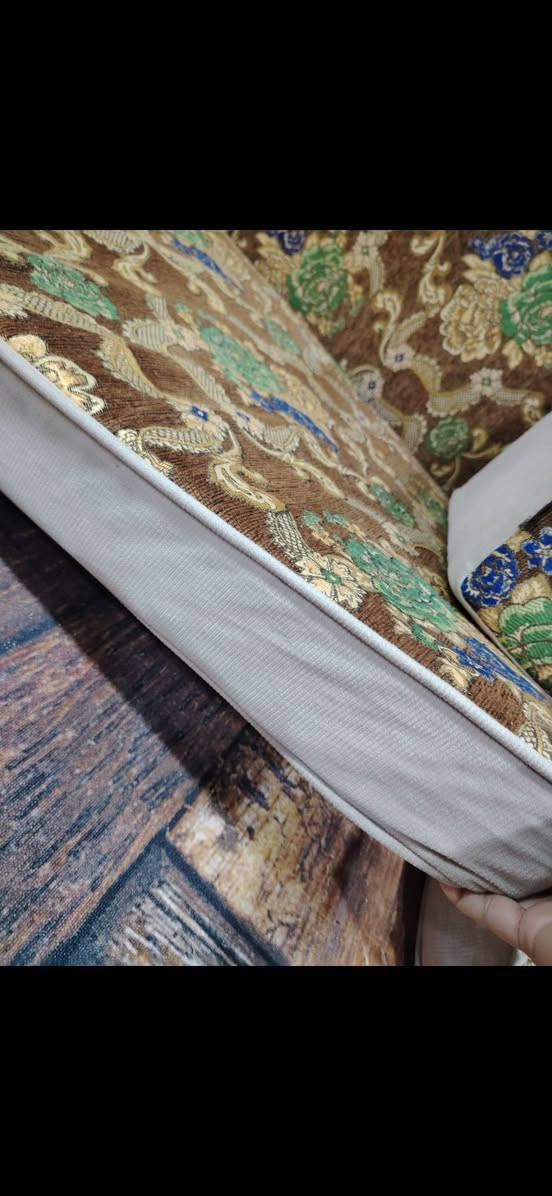 ديوان للبيع
ديوان ونص سعودي، وجهين، أصلي ونظيف.

السعر: 600 وبيه مجال  الشراي

 شراي تفضل خاص.


**إذا كنت صاحب هذا الإعلان وتريد حذفه لأي سبب، رجاءا أرسل رسالة إلى الدعم الفني**