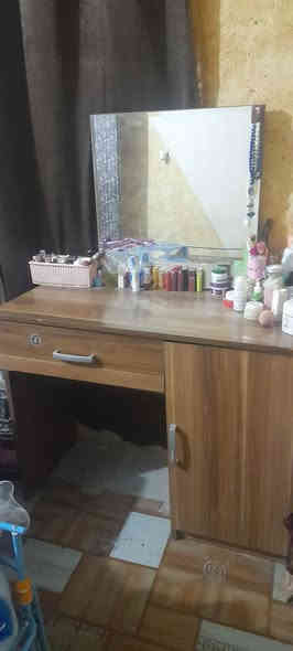 غرفة تركية البيع ٥ قطع مكاني ابوغريب سعر ٢٥٠ وبيها مجال ***********
