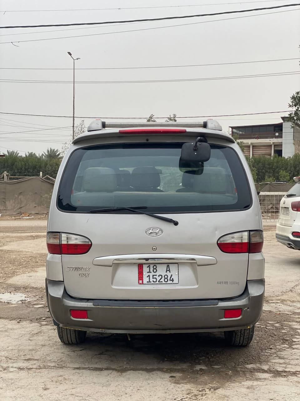 السلام عليكم ستاركس موديل 2007 اصل تكمه وسنويه رقم بابل إنكليزي شرط التحويل سنويه لغاية2028 مصفره هيئه ومرور 
مفتوح كير عادي مكينه وكير واكسل كفاله بشرط المكينه لاتنقيص ولاتبخيرر البدي كفاله من الحادث + رشات صبغ بسيطه 
الدواخل نضيفه بمعنى الكلمه دوشمه ارضيه وكشنات والتنته حداديتها منفوضه نفض ١٠٠٪؜
كهربائيات كلها شغاله سنتر لوك شغال  
تخم تايرات جديد ابو الخط 
السعر 80 وبيها مجال العنوان بابل الحله 
 ***********
***********
