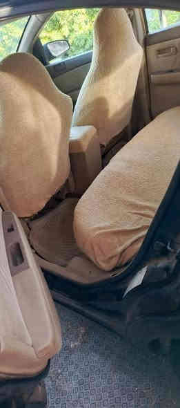 سنترا وارد امريكي موديل 2010
رقم سليمانية دولي شرط التحويل
بيها قطعة وحده جامع طرف السايق والباقي بارد خفيف 
تبريد ثلج تدفئة شغاله أربعة تايرات جدد 
جامات كهربائية سياره جاهزه ما ناقصه اي شي
للأستفسار اتصال او واتساب *********** 
سعره 85
