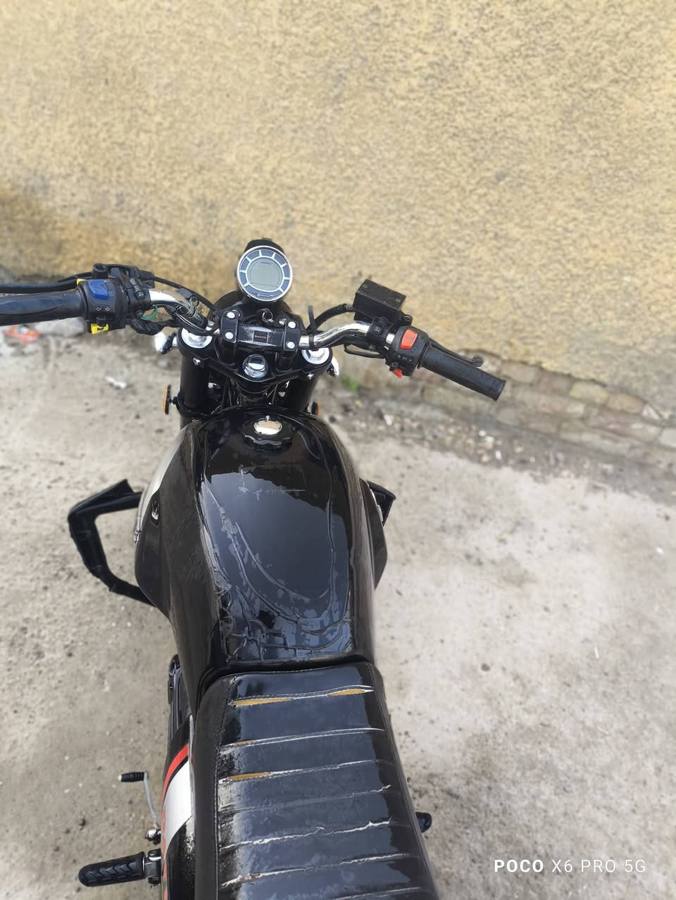 سلام عليكم
دايوان لاتي امرقمه  ويلكب مو سيام افهمني ويلكب مو اسيام 
دايوان لاتي للبيع الدراجه خرسه خير من الله امرقمه رقم ديالى
 اي نقص مابيهه الدراجه نضيفه مناقصهه اي شي السعر تعال خاص او تدلل
العنواد ديالى بعقوبه  
الستفسار ع الرقم 
***********
