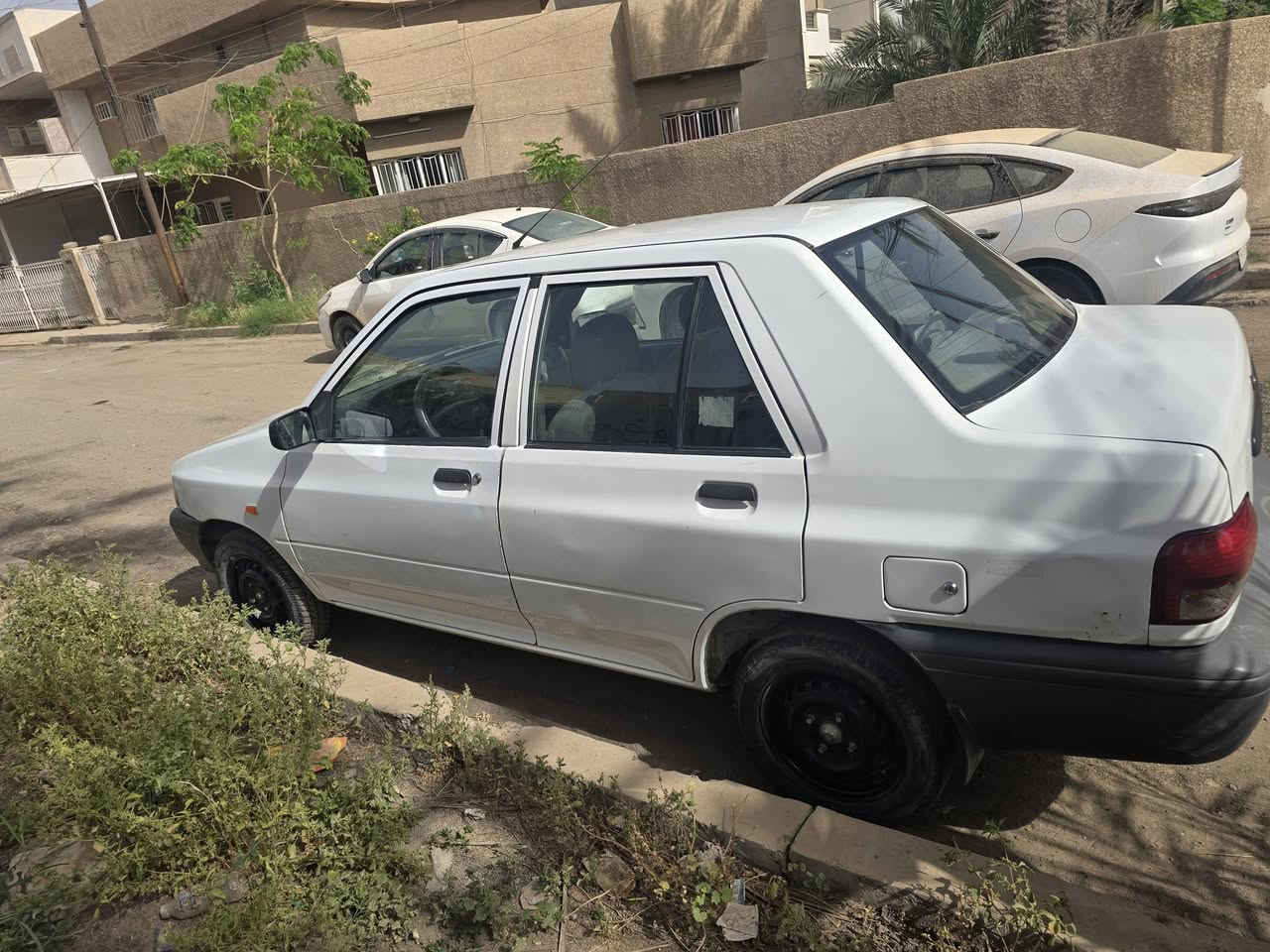 للبيع سايبه ٢٠٢٢ لون ابيض رقم بغداد ماشيه ٧٠ الف بيها باب السايق مبدل وطخه ع البارد يم الصندوق ع كد شبر السياره كامله من كلشي تبريد محرك جديد للبيع بسعر ٥٣ ورقه وبيها 
مجال شويه مكانها الدوره للاستفسار ***********
