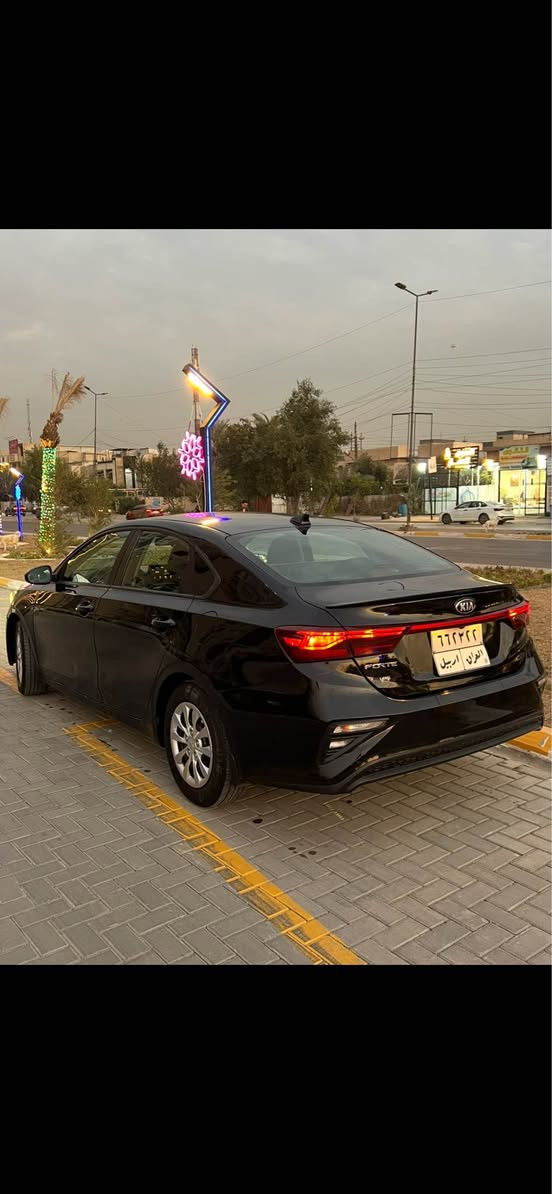 السلام وعليكم كيا فورتي 19

فورتي 2019

المحرك2000دوش 

مواصفات نص فول شاشه كار بلي
تبريد بيانو  منفصل
تحديد مسار 
قياده ذاتيه
كامره دواره 
رادار امامي وخلفي
3أنظمة قياده ايكو نورمل سبورت
شاشه اعطال
منظومه زنون لد
كشنات مخمل
وباقي مواصفات معروفه

صدر ومنظومه تبريد  وكير ومكينه كامل
بدون نقص السياره 

الحادث: بدون أيرباك قطعه1 وحده صبغ فقط بنيد سطحي بدون قطره داخل

رقم اربيل تحويل او وكاله 

السعر127بيه مجال بسيط جداً

مكاني بغداد حي الجهاد
*********** بغداد, العراق

